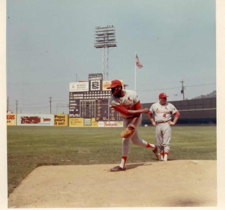 crosley83169fGibson Warming Up-1