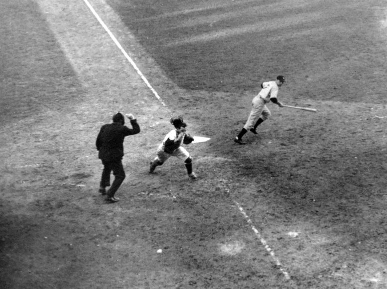 1941-World-Series-Game-4-Mickey-Owen-Tommy-Henrich_0